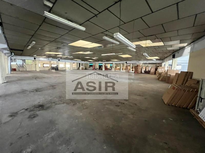 Foto 54856262-fd76-4ec9-978c-7b625cd870a7. Industrial building in Corbera