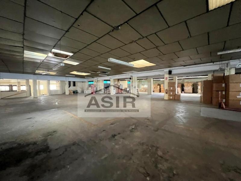Foto 90eca408-d35e-4745-bcdd-74ed7715af42. Industrial building in Corbera