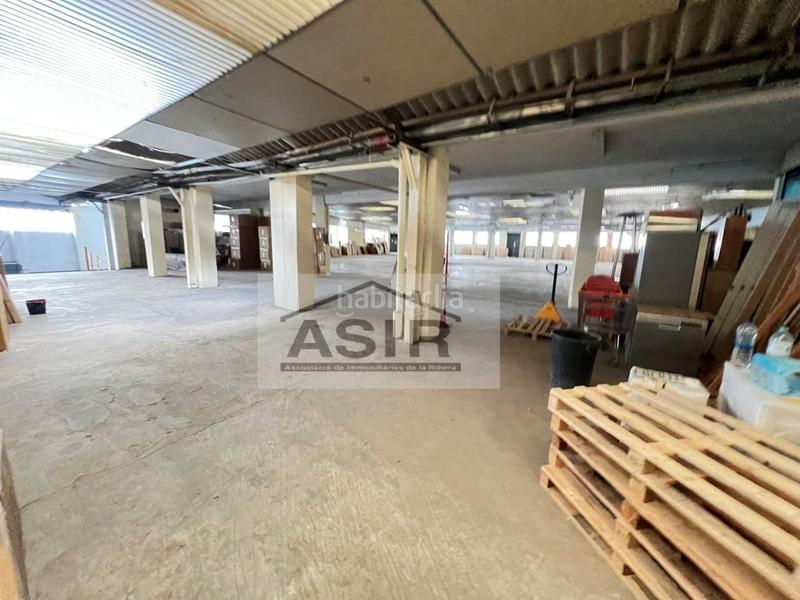 Foto 92270b41-4ac1-46f5-88f3-0303949e86d8. Industrial building in Corbera