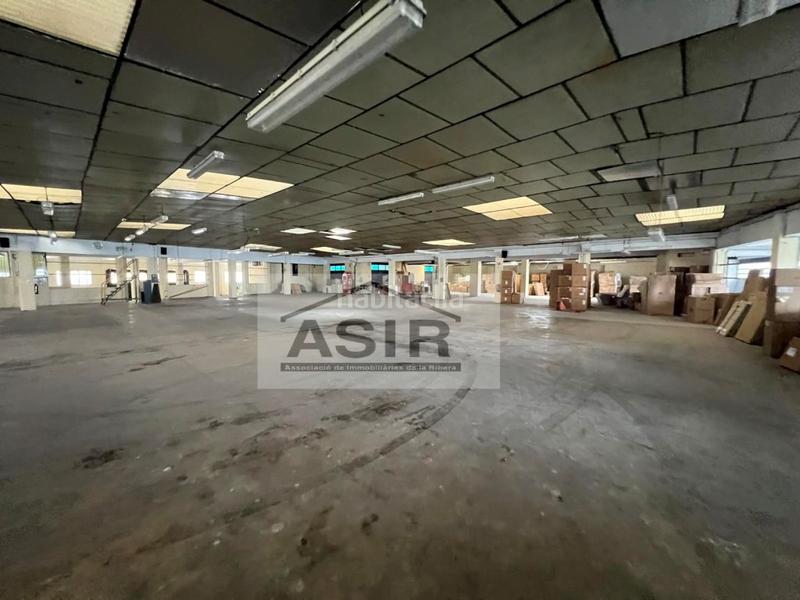Foto b23ffcd4-143d-4ea3-9735-9bf7169ce072. Industrial building in Corbera