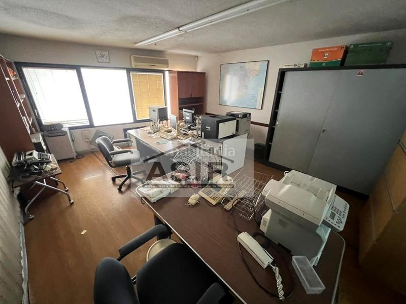 Foto f154d06d-5a0d-4903-acb1-c9ee3b3ee429. Industrial building in Corbera