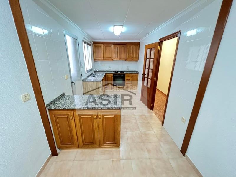 Foto 3e39b57a-886c-4be1-ad36-d37f8560be60. Piso  4 habitaciones venta en Pere Crespí Alzira