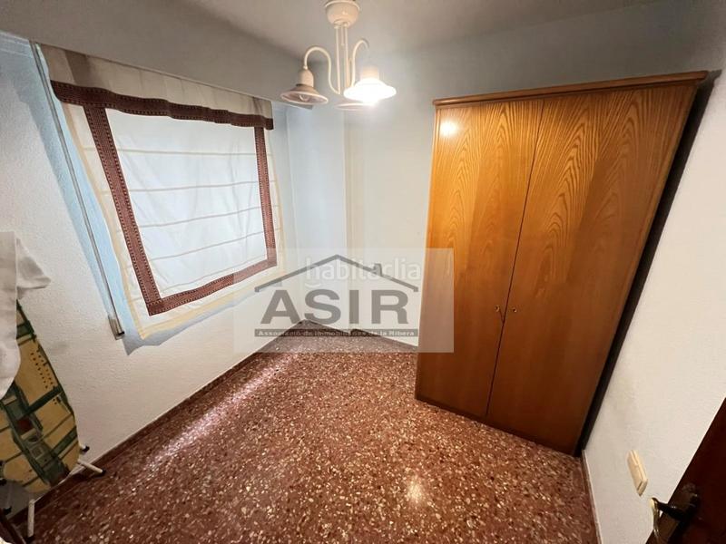 Foto 47cb22ca-61c5-4739-92f0-9384a5b50a11. Piso  4 habitaciones venta en Pere Crespí Alzira
