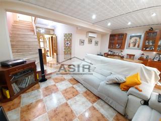 Maison à Alquenència - Venècia. Bonita casa amplia y que a dos calles en zona plaza sant judes y