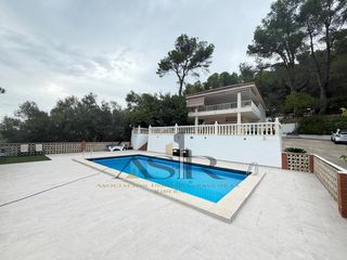 Chalet à Urbanitzacions i Pedanies Nord. Bonito y amplio chalet con magníficas visitas en la zona la murt