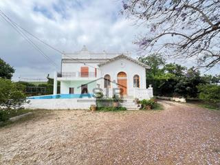 Rent Chalet  N/a. Chalet 4 habitaciones alquiler alzira