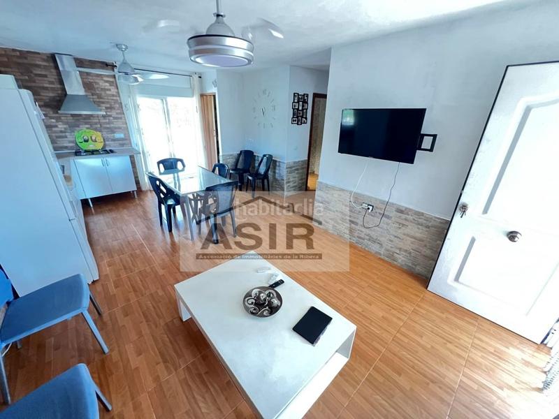 Foto f189e1e3-6d40-4df5-9012-377f67570b3e. Chalet  3 habitaciones venta en Corbera