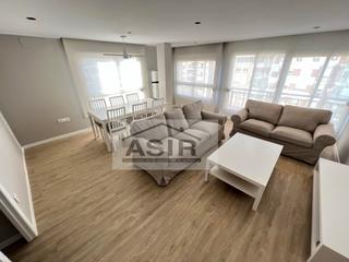 Miete Etagenwohnung in Centre. Oportunidad, piso chaflán todo reformado en la avenida santos pa