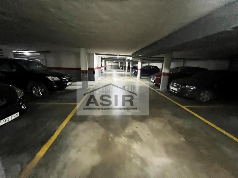 Foto 0f75fc67-7136-450b-827f-59a5e660a5f8. Aparcament cotxe a Sants Patrons Alzira