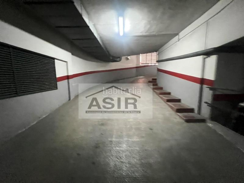 Foto effcf4b2-1954-43fb-937c-2e0240e7aa32. Aparcament cotxe a Sants Patrons Alzira
