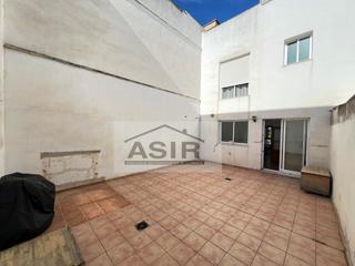 Casa  N/a. Excelente adosado seminuevo muy completo en alzira con una super