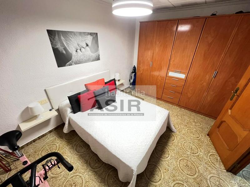Foto f9e1d9d1-6376-4281-851e-a0e7c149896b. Piso  3 habitaciones venta en Sants Patrons Alzira