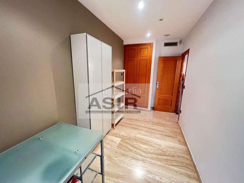 Foto 96dd4062-2001-45b3-9c2f-80a91fef03cc. Alquiler ático  4 habitaciones alquiler en Algemesí