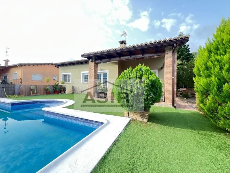 Foto 1db72fb8-40a4-46fa-acb5-8324273342fb. Chalet in Urbanitzacions i Pedanies Sud Alzira