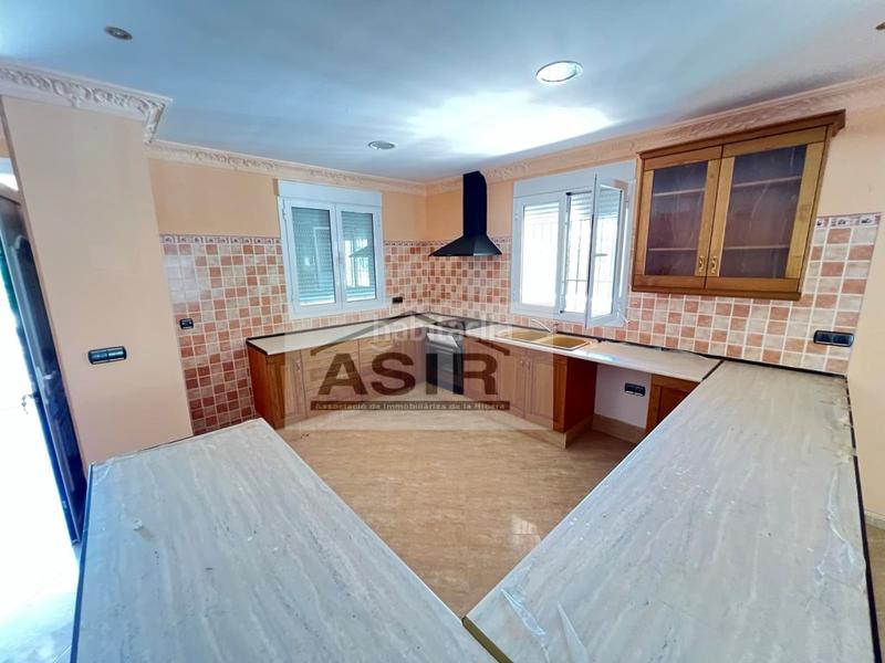 Foto 142923e3-bc55-4e61-884e-24d8e8ed5c61. Chalet mit parking pool in Urbanitzacions i Pedanies Nord Alzira