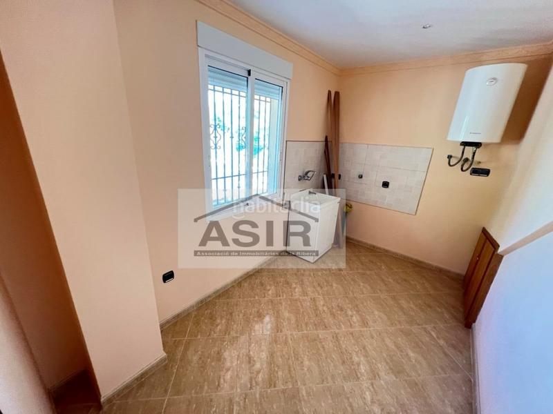 Foto 68b39eb4-e51a-4c02-a83a-948b40f0c4b5. Chalet mit parking pool in Urbanitzacions i Pedanies Nord Alzira