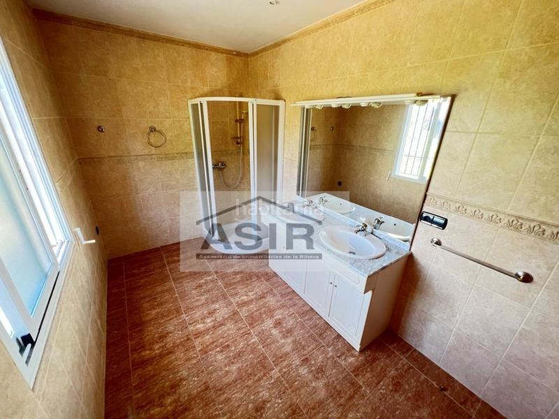 Foto 6db196a4-156e-42ae-8deb-6c8766678edc. Chalet mit parking pool in Urbanitzacions i Pedanies Nord Alzira