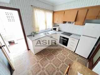 Affitto Appartamento  N/a. Primer piso sin ascensor en zona pere esplugues que cuenta con u