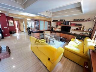 Pis  N/a. Piso 5 habitaciones venta alzira