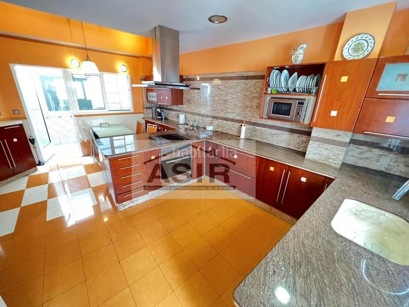 Foto dc9b01c1-a2df-4f43-8e95-a7d8ff7e1eaa. Flat with heating parking in La Vila Alzira