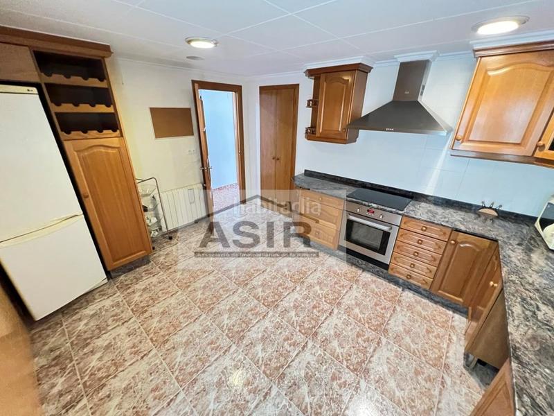 Foto c4e0e55a-0976-4d76-8f2b-06e07f8ff532. Pis a Pere Crespí Alzira