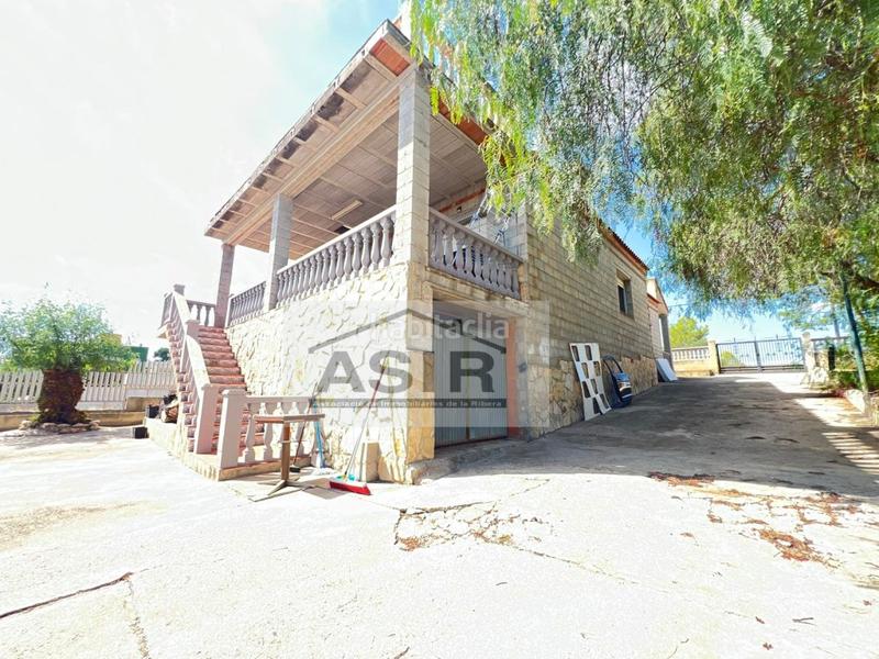 Foto 87a708b8-b9c0-4096-aa57-1298c16289d6. Chalet  5 habitaciones venta en Catadau