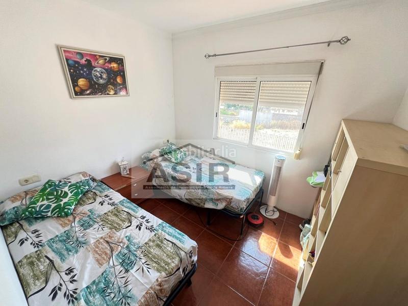 Foto 935b6830-866a-4b60-b003-25dcfc7f4a5d. Chalet  5 habitaciones venta en Catadau