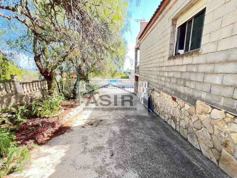 Foto 9a85cbdd-ab14-4c79-a9a7-8e9ee662831a. Chalet  5 habitaciones venta en Catadau