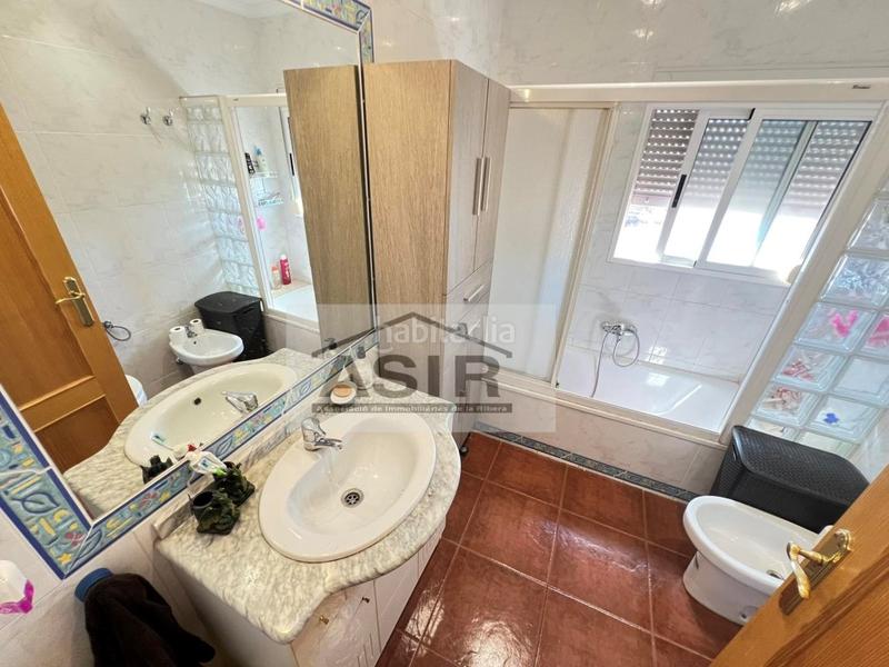 Foto c6ae2e87-1278-4842-895a-8071bf97d084. Chalet  5 habitaciones venta en Catadau