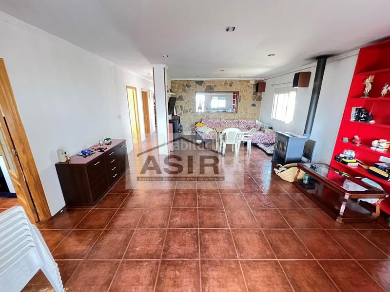 Foto df8d3f77-be82-47ce-ac90-71d1d887d722. Chalet  5 habitaciones venta en Catadau