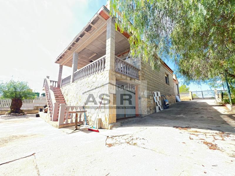 Foto fed10775-89c6-4ffc-ae05-1786051b2635. Chalet  5 habitaciones venta en Catadau