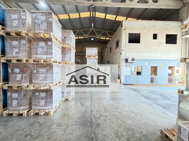 Foto 4197ca91-1b2b-45a1-b23c-f95535fe3162. Fabrikhalle in Pobla Llarga (la)