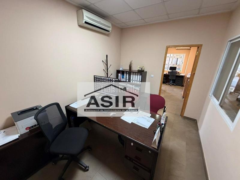 Foto c3a2f3e3-cccb-4085-a07d-4809c9d00e2f. Fabrikhalle in Pobla Llarga (la)