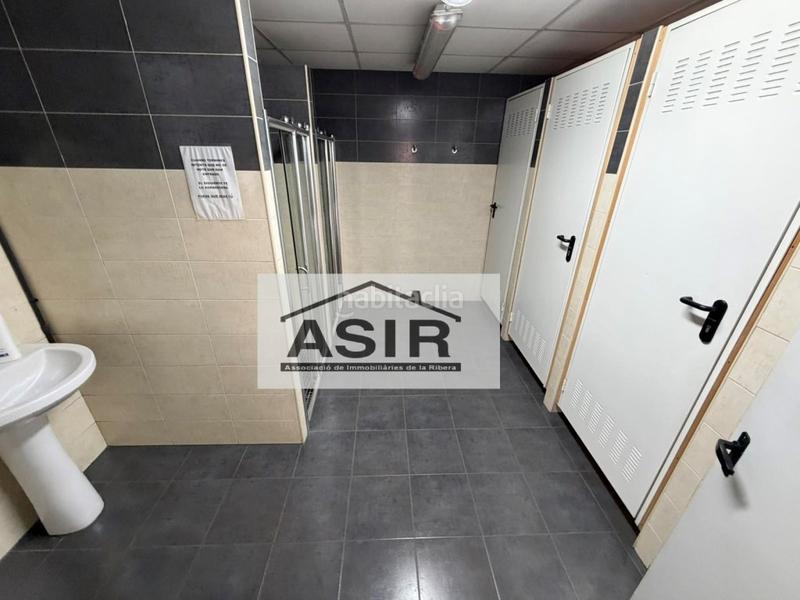 Foto d90c7249-2b4a-493e-a44d-dddeda62418b. Fabrikhalle in Pobla Llarga (la)