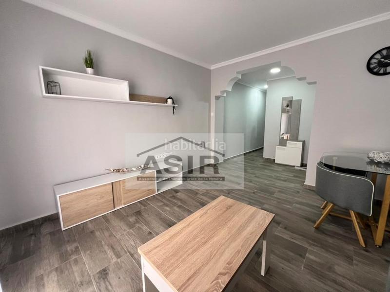 Foto acd3375f-b39e-4e81-bb72-4299c9ad2130. Pis a Albuixarres Alzira