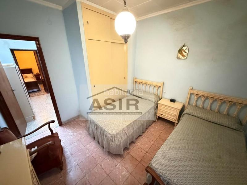 Foto b0d5567b-57a7-4f46-8ba8-27c0c2701e51. Casa a Caputxins Alzira