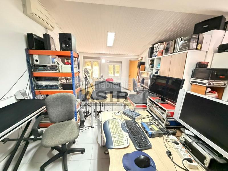 Foto f3b4f1cb-f05d-4ed2-af6a-20f567238384. Casa in Guadassuar