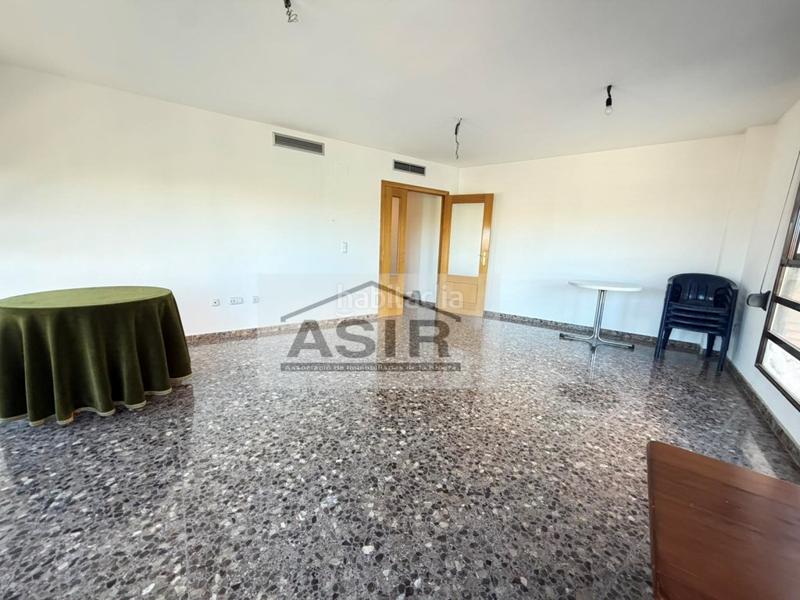Foto 3c7cbdbe-0ac6-4323-8aba-f69c816edb44. Piso  3 habitaciones venta en Alquenència - Venècia Alzira