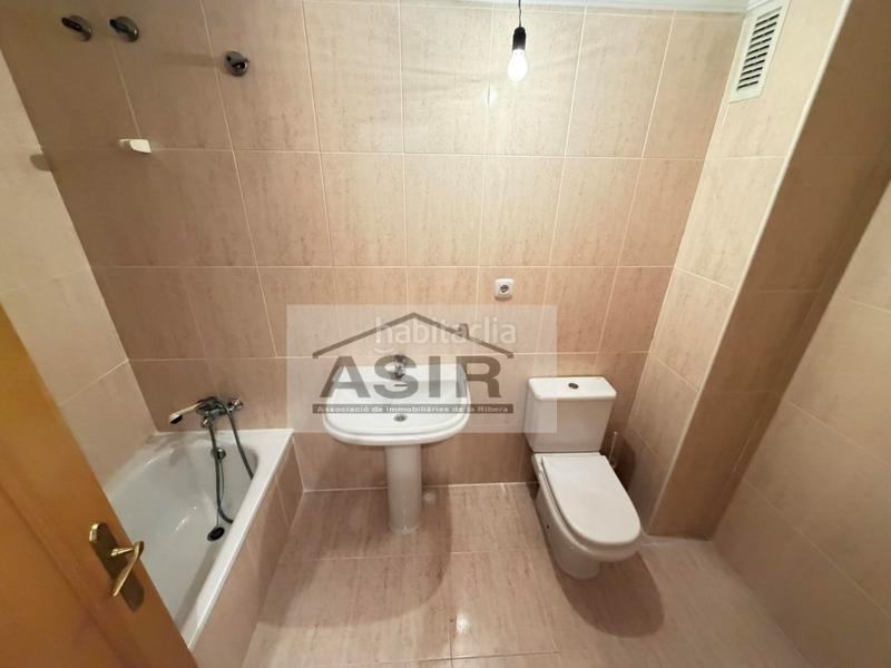 Foto 688bd648-6e2d-464e-a5a2-037ca26393e4. Piso  3 habitaciones venta en Alquenència - Venècia Alzira