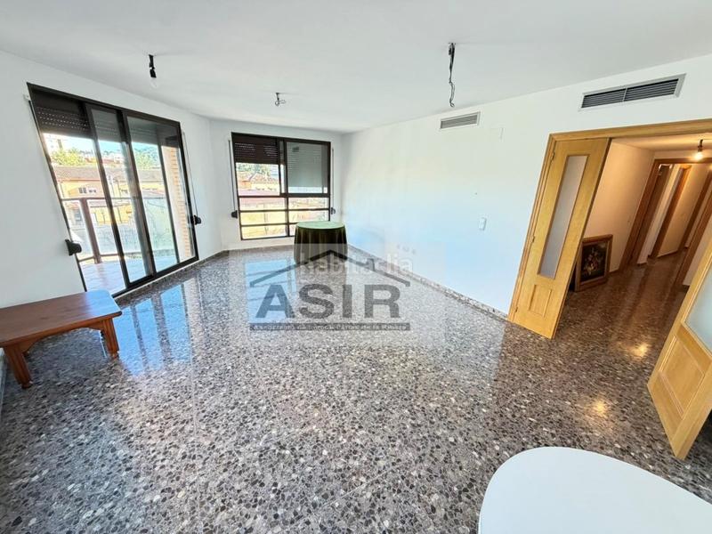 Foto c82ccd32-3552-4068-a90b-7a520fa8fe82. Piso  3 habitaciones venta en Alquenència - Venècia Alzira
