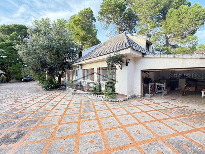 Foto 4d73650a-08fb-43c3-ad01-be562b000219. Chalet in Urbanitzacions i Pedanies Sud Alzira