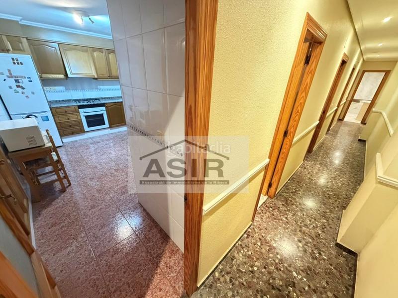 Foto cf3b0eb6-a094-4a9d-98fc-324597271d15. Piso  4 habitaciones venta en Albuixarres Alzira