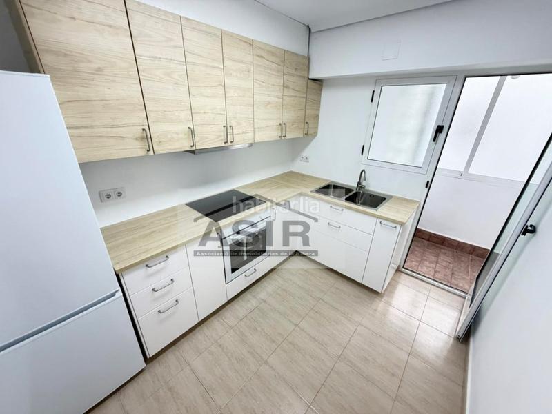 Foto 05d2f283-94f5-4ad7-85f2-3f124909fd4c. Alquiler piso  3 habitaciones alquiler en Centre Alzira