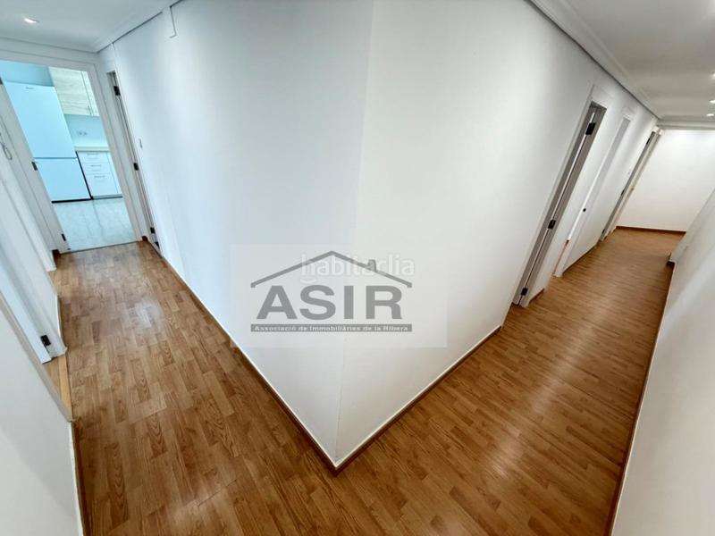Foto 39437cef-49cc-4496-8925-09c4a57191d7. Alquiler piso  3 habitaciones alquiler en Centre Alzira