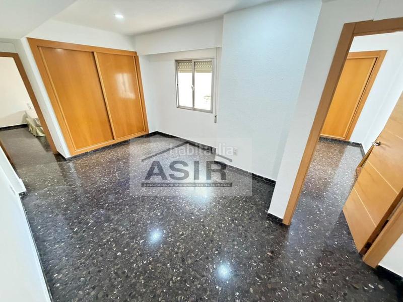 Foto f97f5372-5da9-4443-8938-f53b97057359. Affitto appartamento in Centre Alzira