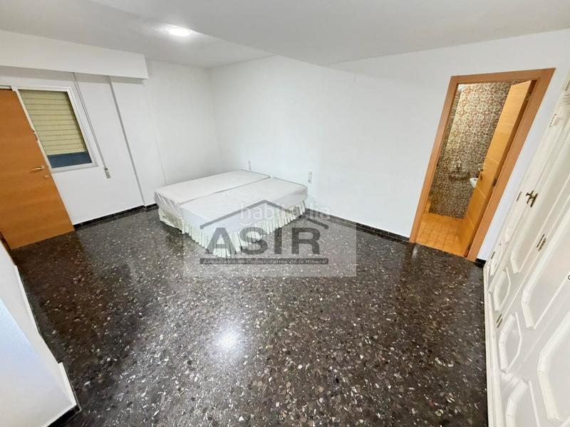 Foto 8660ed30-c8ed-461c-8a6c-dbf56e285bd9. Alquiler piso  3 habitaciones alquiler en Centre Alzira