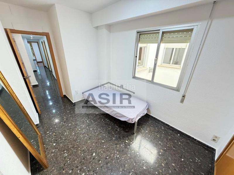 Foto a99fcd12-b985-45df-8949-18957fcc7230. Alquiler piso  3 habitaciones alquiler en Centre Alzira