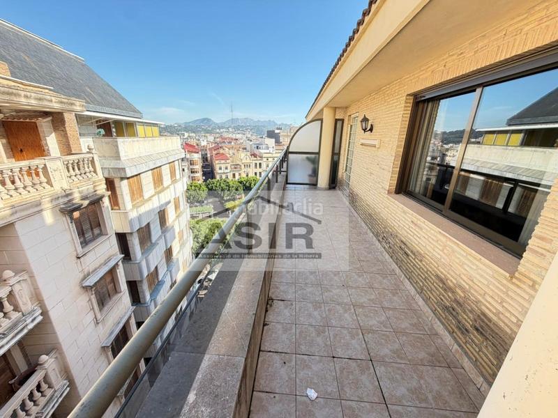 Foto 43a556ad-9ad8-45dd-abfd-b6aad694b5a5. Attico con parcheggio in Centre Alzira