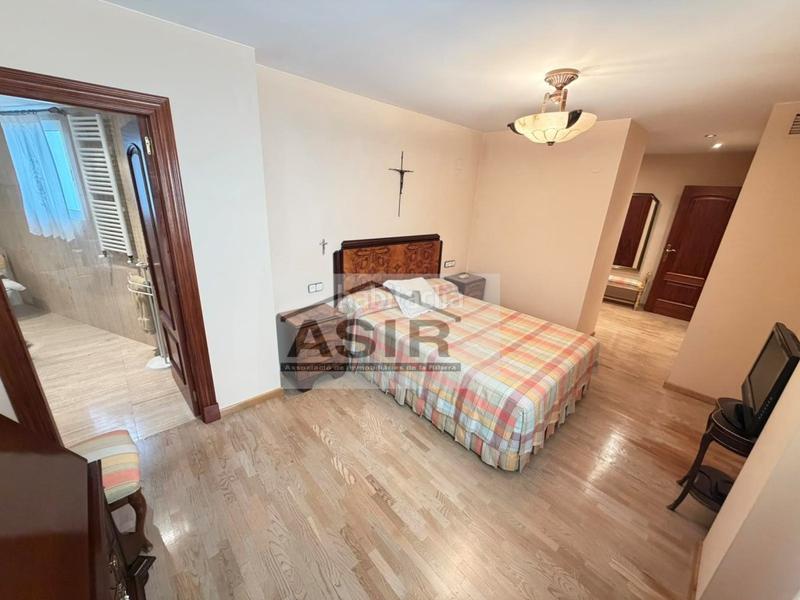 Foto fcbd4ac7-a917-4b39-88c7-267bcc12a845. Attico con parcheggio in Centre Alzira