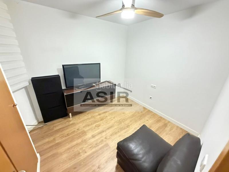 Foto 93c753ed-c089-421f-a6b6-99081c2901c3. Alquiler piso  3 habitaciones alquiler en Pere Crespí Alzira